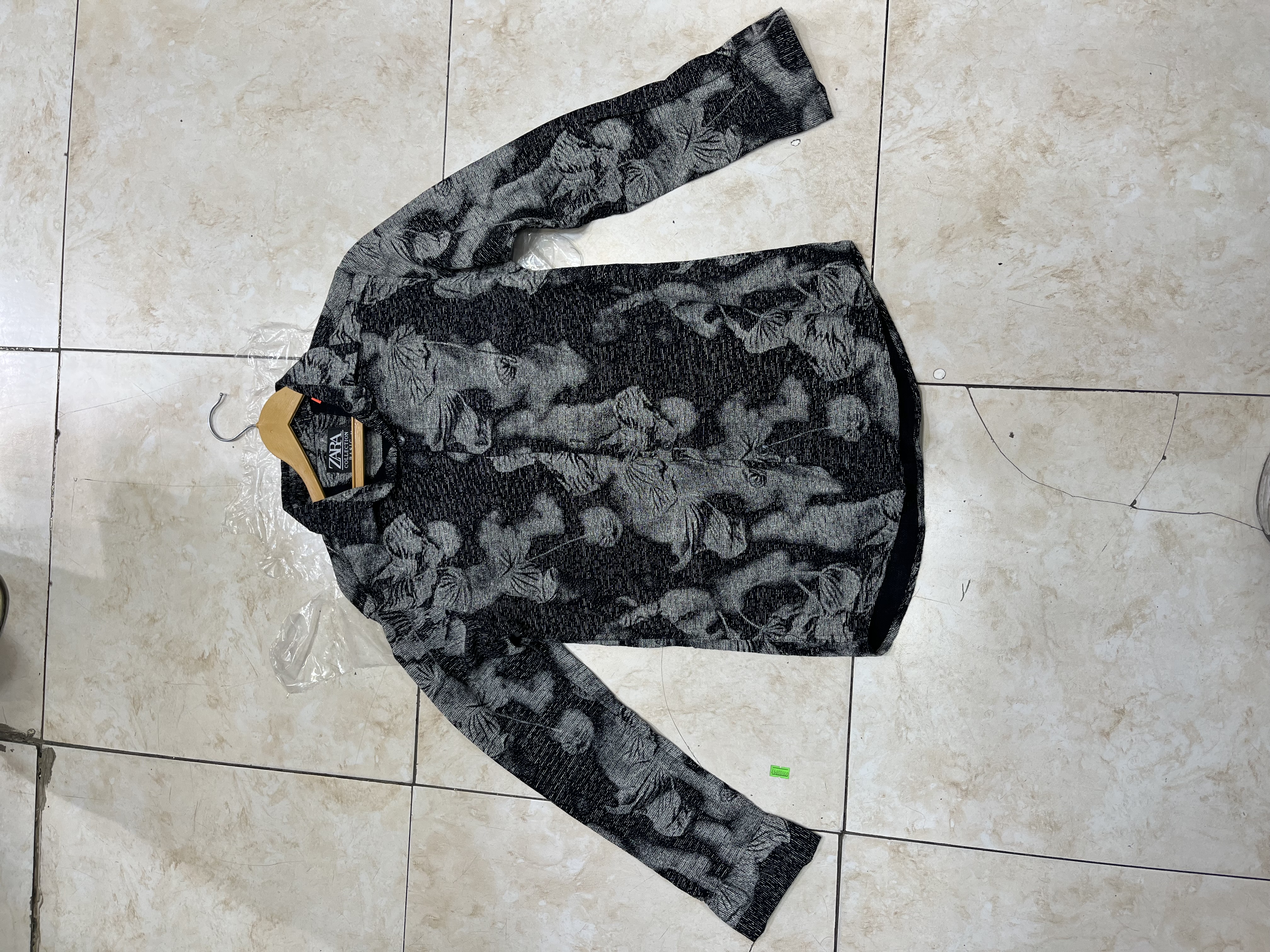 پیراهن مردانه جنس کنف درجه یک طرح دار و نامبروان وارداتی