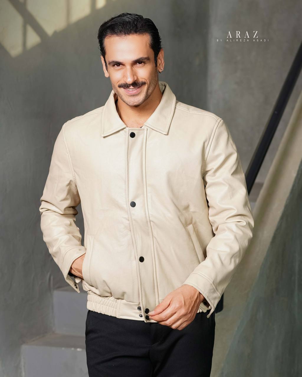 کاپشن چرم مردانه بایکر مدل کمری خاص و وارداتی